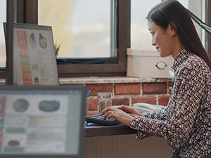 How To Get Out Of Overwhelm And Manage Projects Brilliantly (While Saving Money On IT)